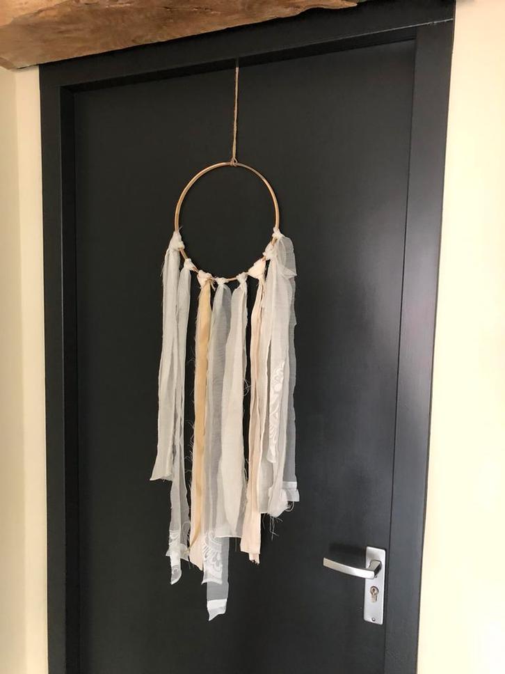 Lintjes cirkels, Hobby en Vrije tijd, Feestartikelen, Zo goed als nieuw, Ophalen