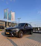 BMW X1 2.0 Sdrive 20I AUT 192 pk 2017 Grijs, Auto's, 1998 cc, 1800 kg, Bedrijf, SUV of Terreinwagen
