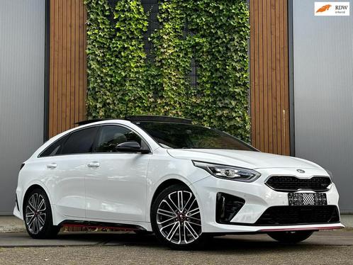 Kia ProCeed 1.6 T-GDI GT 204PK|PANO|LED|JBL|VIRTUAL, Auto's, Kia, Bedrijf, Te koop, (Pro) Cee d, ABS, Achteruitrijcamera, Airbags