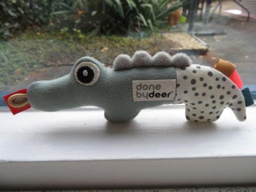 Krokodilletje merk Done by Deer speenknuffel krokodil Danish, Kinderen en Baby's, Speelgoed | Knuffels en Pluche, Zo goed als nieuw
