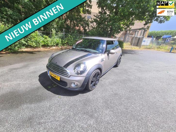 Mini Mini 1.6 One Red Hot NETTE AUTO RIJDT EN SCHAKELT GOED, Auto's, Mini, Bedrijf, Te koop, One, ABS, Airbags, Airconditioning