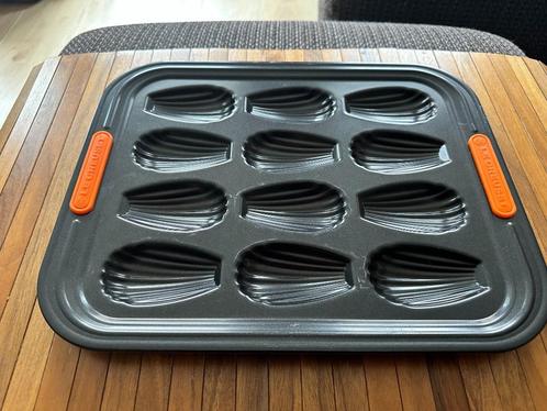Le Creuset Madeleine bakvorm, Hobby en Vrije tijd, Taarten en Cupcakes maken, Nieuw, Bakvorm, Taarten of Cupcakes, Ophalen of Verzenden
