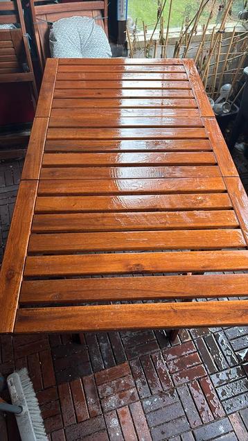 Ikea tuintafel en 2 stoelen, iklapbaar beschikbaar voor biedingen