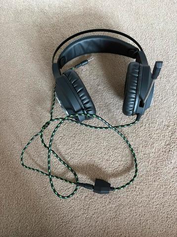 Headset met uitschuifbare microfoon beschikbaar voor biedingen