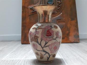 Cloisonne messing vaas beschikbaar voor biedingen