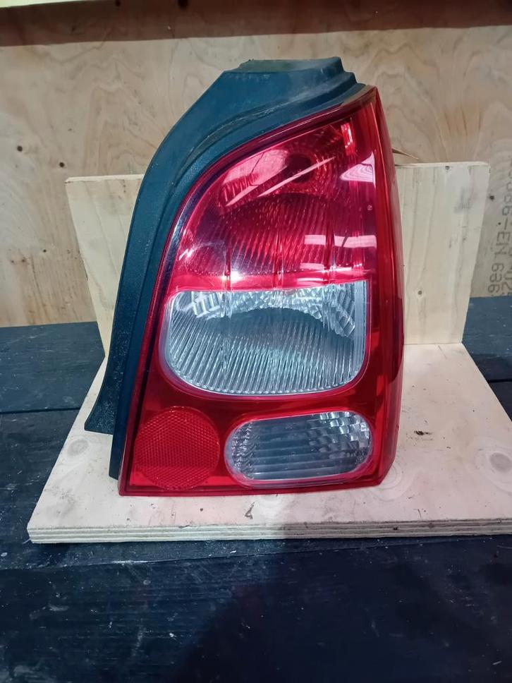 Rechter achterlicht voor een Renault Twingo bj.2010, Auto diversen, Overige Auto diversen, Ophalen of Verzenden