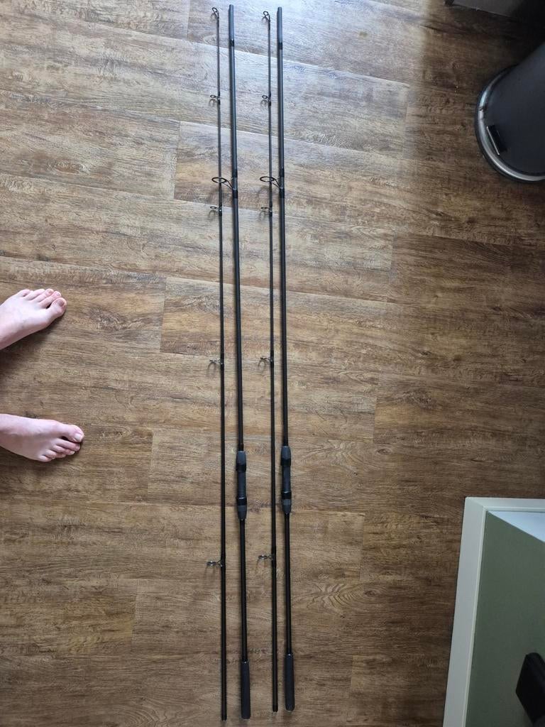 2 stuks Korum karperhengels, Watersport en Boten, Hengelsport | Karpervissen, Ophalen, Gebruikt, Werphengel