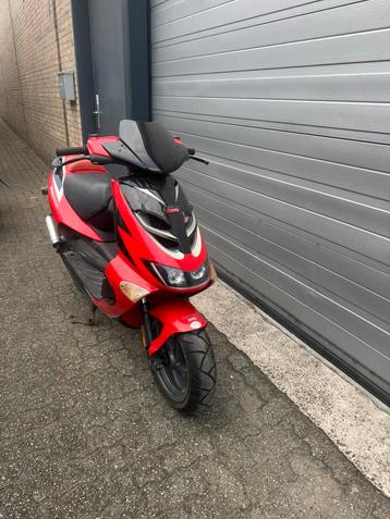 Aprilia SR beschikbaar voor biedingen