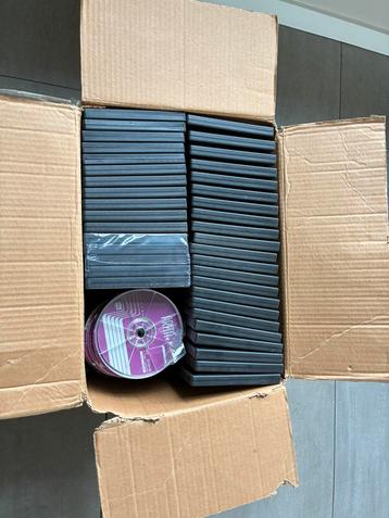 88 dvd nieuwe hoesjes en 95 nieuwe arita dvd’s RW beschikbaar voor biedingen