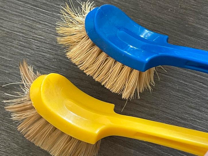 Gezocht: Sorbo Afwasborstels Rood Blauw Geel Groen, Huis en Inrichting, Schoonmaakartikelen, Ophalen of Verzenden