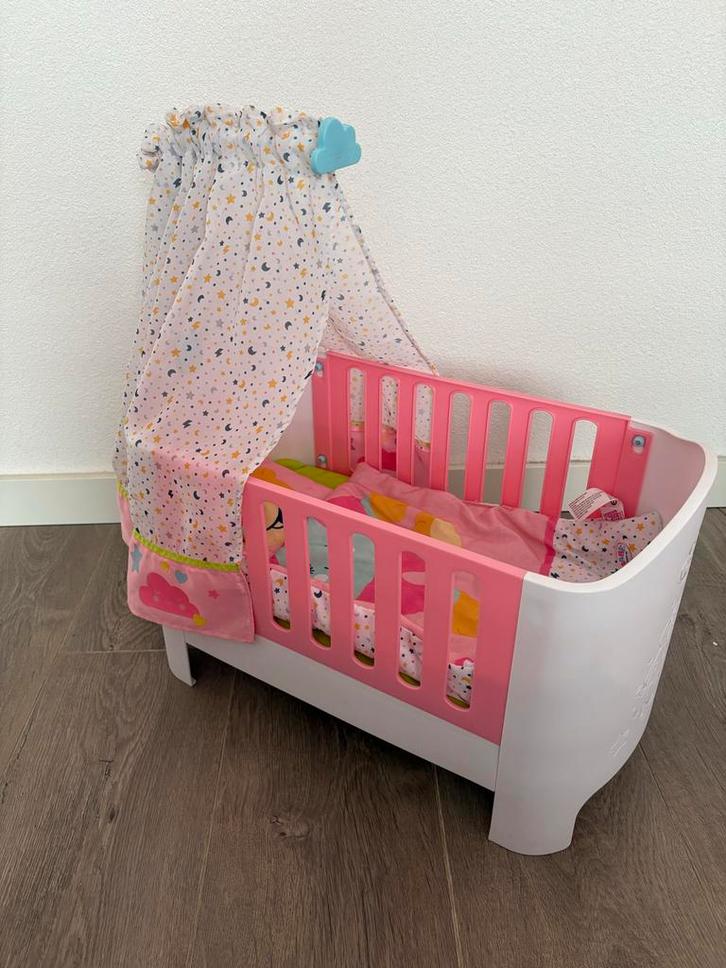 BabyBorn Bedje, Kinderen en Baby's, Speelgoed | Poppenhuizen, Zo goed als nieuw, Toebehoren, Ophalen