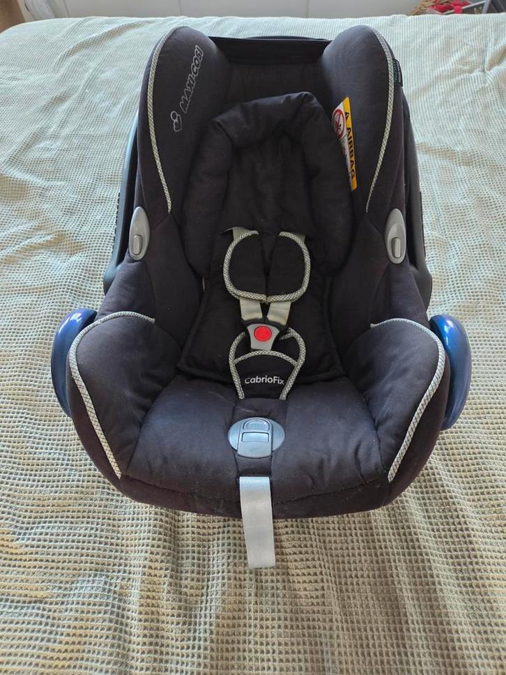 Maxi Cosi CabrioFix + 2x FamilyFix Base, Kinderen en Baby's, Autostoeltjes, Ophalen of Verzenden