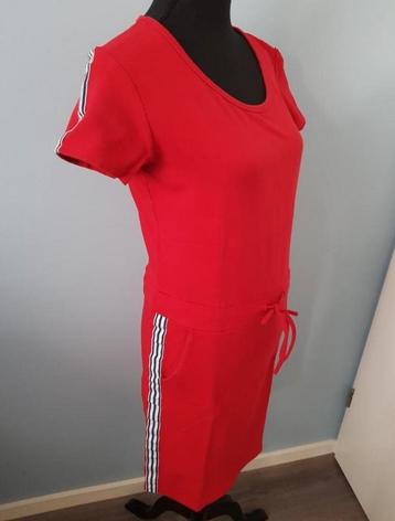 Sportieve rode -Stripes T-shirt Jurk maat S/M beschikbaar voor biedingen