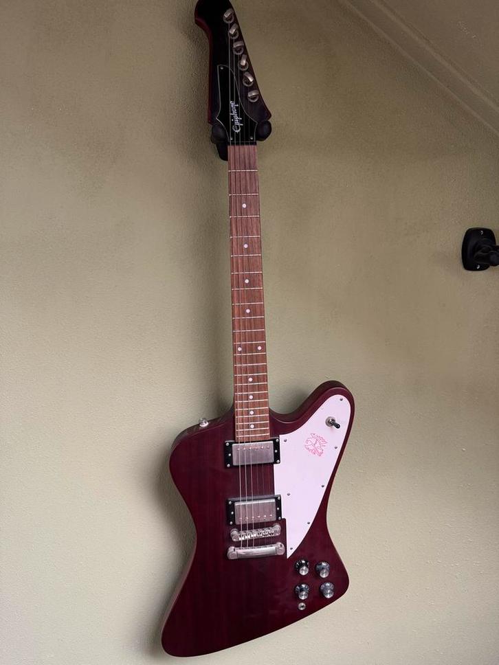 Epiphone Firebird - Zo goed als nieuw!, Muziek en Instrumenten, Snaarinstrumenten | Gitaren | Elektrisch, Zo goed als nieuw, Solid body