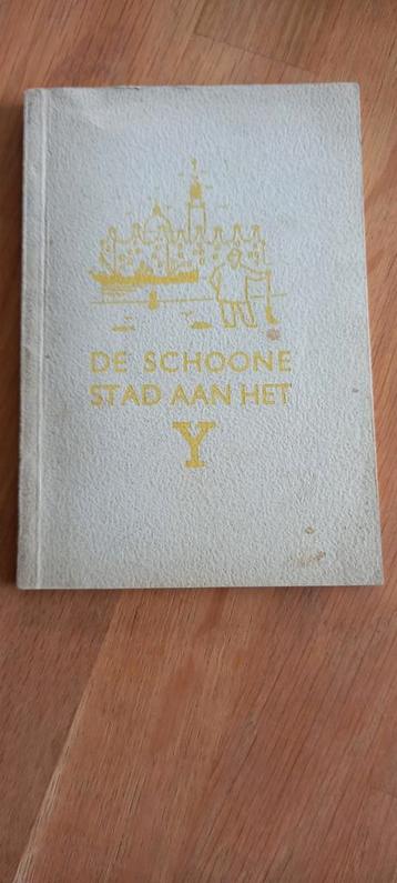 De schone stad aan het IJ beschikbaar voor biedingen