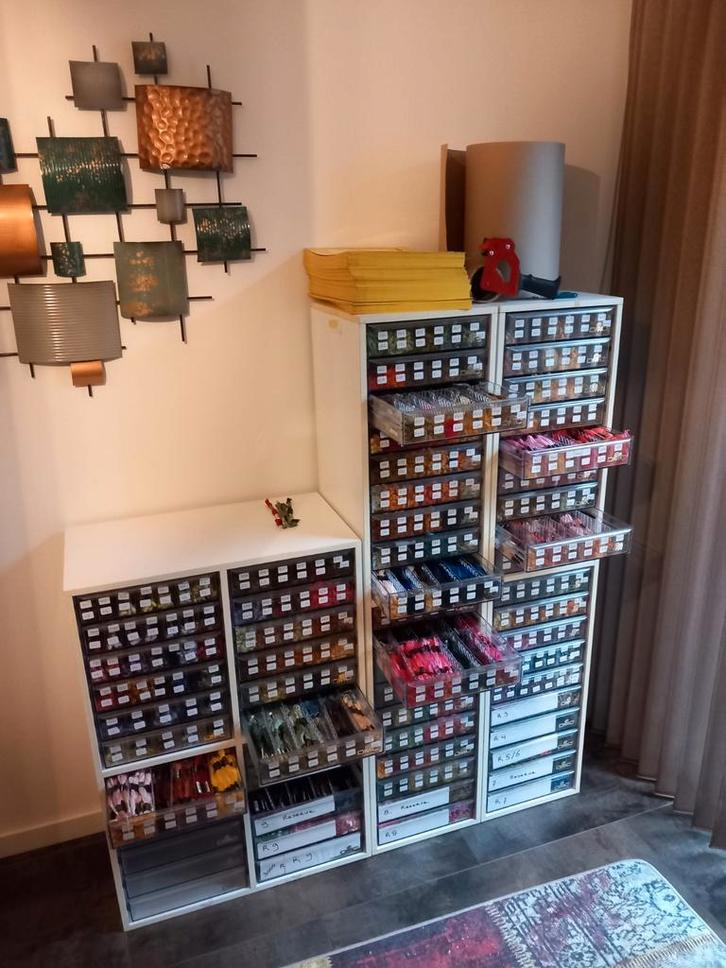 DMC borduurgaren per strengetje, Hobby en Vrije tijd, Borduren en Borduurmachines, Borduurgaren of Zijde, Ophalen of Verzenden