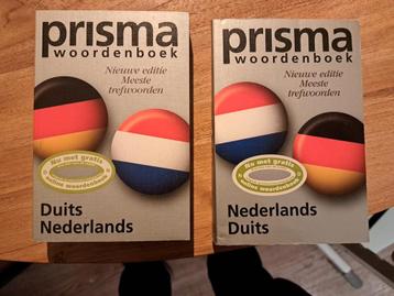 Duits-Nederlands woordenboek set beschikbaar voor biedingen