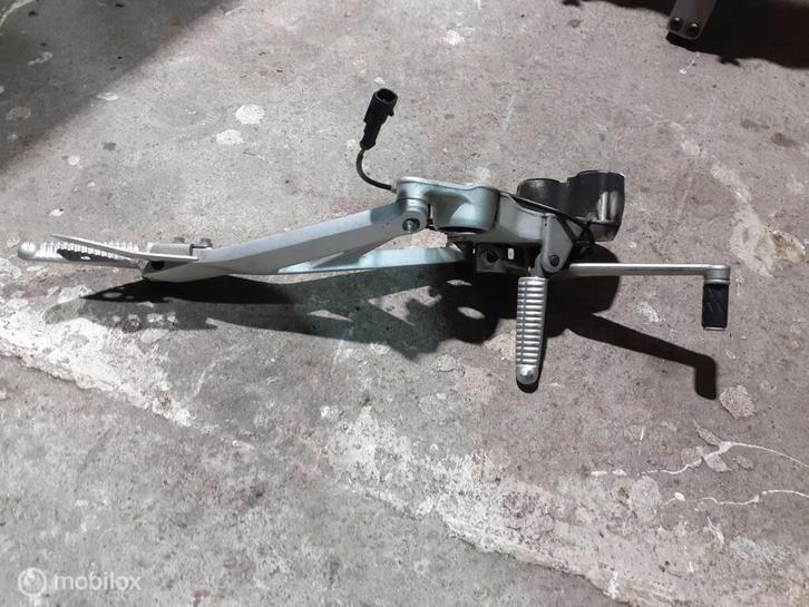 Voetsteun bracket Hypermotard Multistrada 796 1000 1100, Motoren, Onderdelen | Ducati, Gebruikt, Ophalen of Verzenden