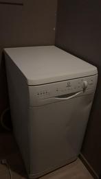 Indesit smalle vaatwasser, Ophalen of Verzenden, Gebruikt, Vrijstaand, 45 tot 60 cm