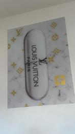 Louis Vuitton Glas Schilderij, Ophalen