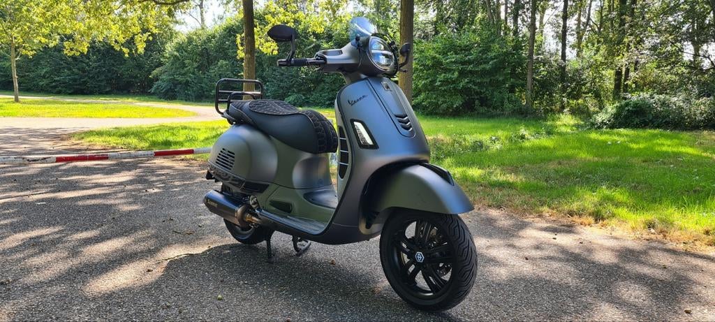 Vespa Gts300i.e Super, Fietsen en Brommers, Scooters | Overige merken, Zo goed als nieuw, Benzine, Ophalen of Verzenden