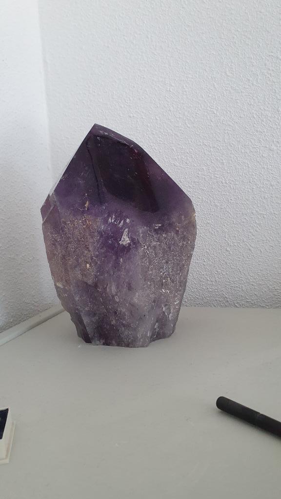 Mooie donkere Amethist kristal Punt, Verzamelen, Mineralen en Fossielen, Mineraal, Ophalen of Verzenden