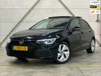 Volkswagen Golf 1.5 TSI Life Business - Panoramadak - Massag, Euro 6, 4 cilinders, Zwart, Origineel Nederlands