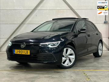 Volkswagen Golf 1.5 TSI Life Business - Panoramadak - Massag beschikbaar voor biedingen