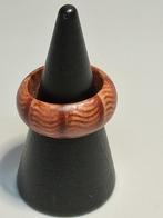 houten ring rood maat 12 (nr. 01), Sieraden, Tassen en Uiterlijk, Ringen, Overige materialen, Nieuw, Ophalen of Verzenden, Kleiner dan 17
