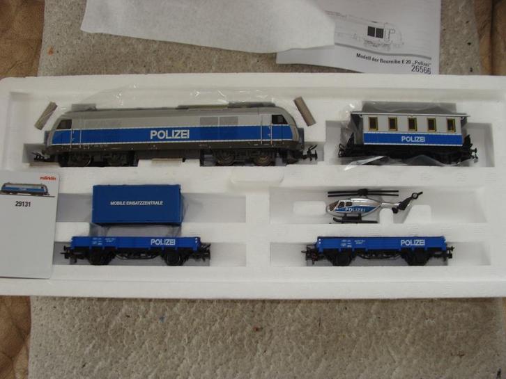 MARKLIN 29131 SET POLITIE, Hobby en Vrije tijd, Modeltreinen | H0, Zo goed als nieuw, Treinset, Wisselstroom, Märklin, Ophalen of Verzenden