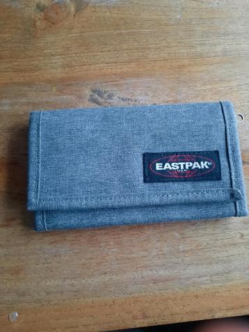 Eastpak Portemonnee Grijs beschikbaar voor biedingen