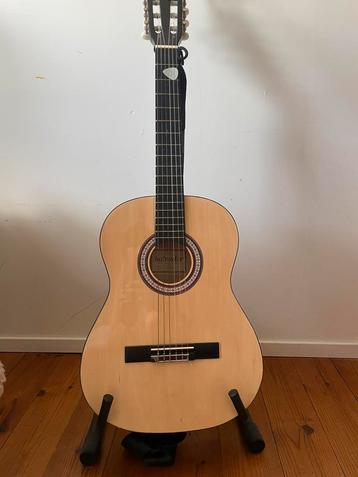 Gitaar voor kind beschikbaar voor biedingen