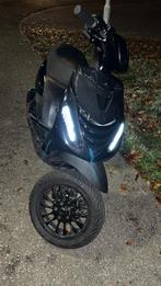Zeer nette Zip 70cc 2 takt Teruil, Fietsen en Brommers, Scooters | Piaggio, Ophalen, Tweetakt, Maximaal 45 km/u, Zo goed als nieuw