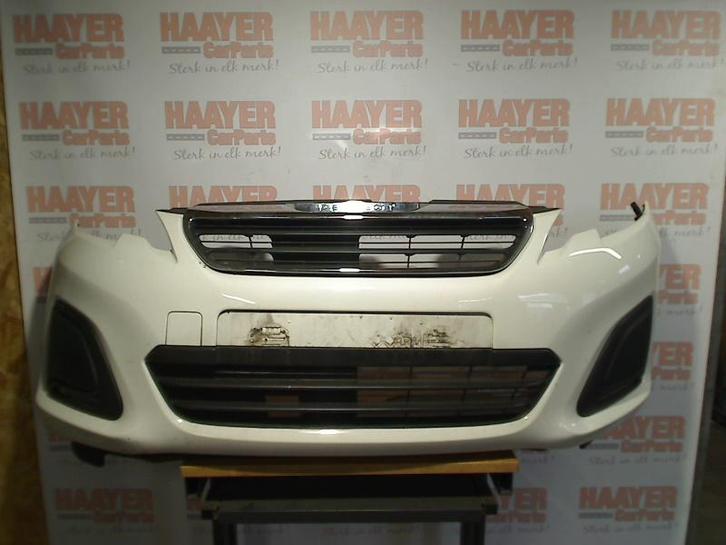 Bumper Voor Peugeot 108 (2018-05/..), Auto-onderdelen, Carrosserie en Plaatwerk, Peugeot, Gebruikt