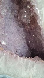 Grote amethist geode., Verzamelen, Mineralen en Fossielen, Ophalen, Mineraal