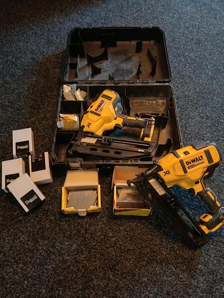 DeWalt DCN660 Accu Tacker Zo goed als nieuw!, Doe-het-zelf en Verbouw, Gereedschap | Overige machines, Gebruikt, Ophalen of Verzenden