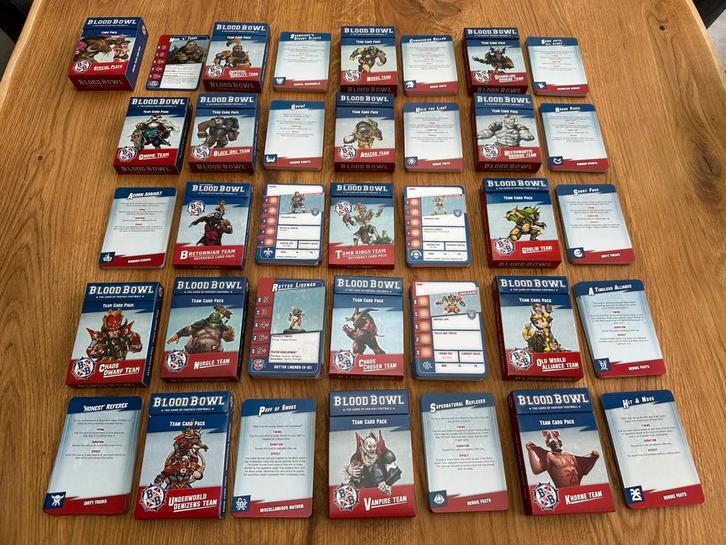 Blood Bowl Team Cards 17 teams ALS NIEUW Warhammer Bloodbowl, Hobby en Vrije tijd, Verzamelkaartspellen | Overige, Zo goed als nieuw