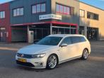 Volkswagen Passat 1.4 TSI Phev 218pk 6-DSG 2015 Wit, Auto's, Volkswagen, Wit, 1600 kg, Te koop, 750 kg