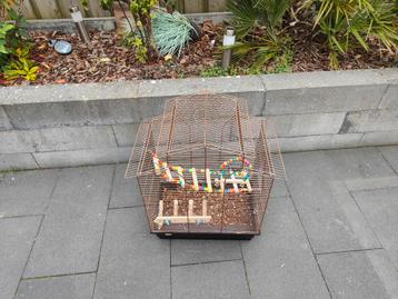 Vogelkooi beschikbaar voor biedingen