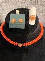 Vintage gouden bloedkoraal Set: Ketting, Oorbellen & Ring, Sieraden, Tassen en Uiterlijk, Antieke sieraden, Ophalen of Verzenden