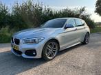 BMW 118i (1-serie) High Executive F20 met M-sportpakket, Auto's, Leder, 650 kg, Particulier, 3 cilinders