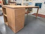 Enorm groot, massief houten, uniek bureau!, Ophalen, Gebruikt, Nvt, Nvt