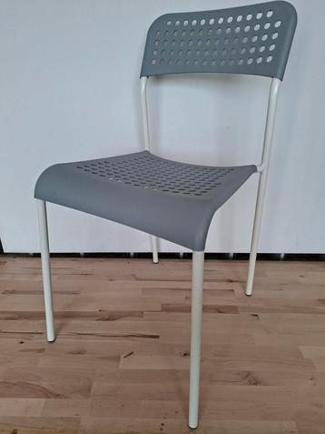 Ikea stoel beschikbaar voor biedingen