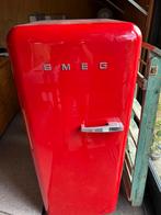 Gratis! rode smeg koelkast (kapot vriesvak), Ophalen, Gebruikt, 200 liter of meer, 60 cm of meer