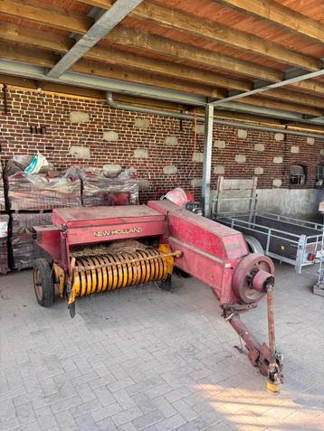 New holland clayson pers beschikbaar voor biedingen