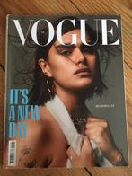 Vogue NL maart 2022, Gelezen, Ophalen of Verzenden