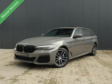 BMW 5-serie Touring 530e xDrive M-Sport|Camera|Pano|Harman K beschikbaar voor biedingen