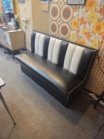 Bel Air Diner Bank - Retro Stijl beschikbaar voor biedingen