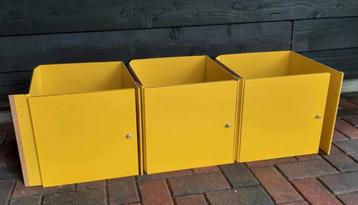 3 deurtjes voor ikea kallax Vakkenkast  geel beschikbaar voor biedingen