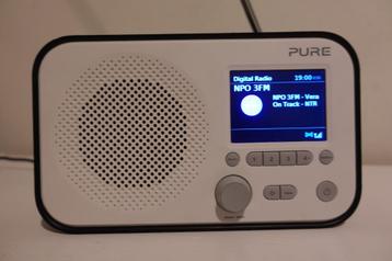 Pure DAB radio beschikbaar voor biedingen